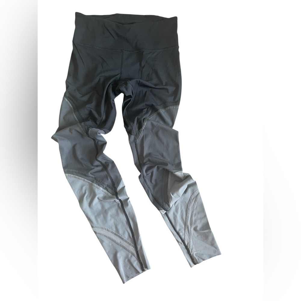 Ombré Lululemon special edition leggings size 6